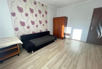 Garsoniera decomandata cu balcon zona Vasile Aaron - 2