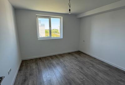 Apartament cu 3 camere semidecomandat în Torontalului - 4