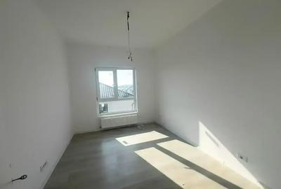 Casa 4 Camere Individuala Mutare Imediat Complex Securizat Comision 0 - 15