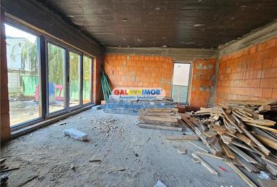 Casă cu 4 camere cu Teren 245 Mp în Haliu - 2