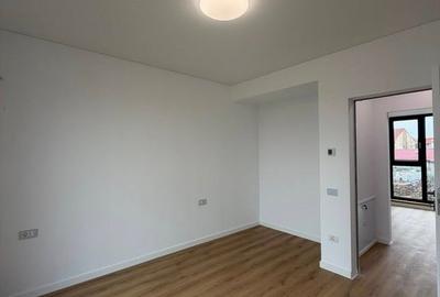 Casă individuală cu 4 camere cu Canalizare în Elvila - 35