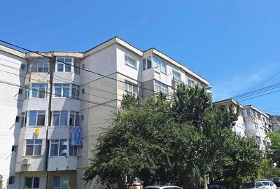 Apartament cu 2 camere decomandat în Sud - 1