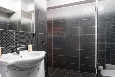 Vanzare apartament 3 camere, complet mobilat, zona Damaroaia - 20