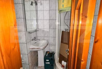 Apartament cu 4 camere decomandat în Central - 3