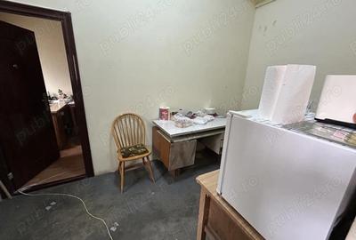 Vand spatiu comercial,actualmente POSTA din Chisineu Cris, din centru. - 8