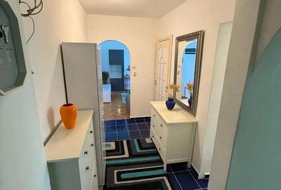 Apartament cu 3 camere semidecomandat în Circumvalațiunii - 1