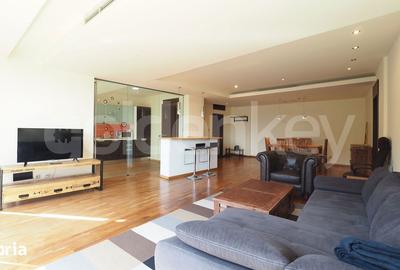 Apartament cu 3 camere în Central - 3