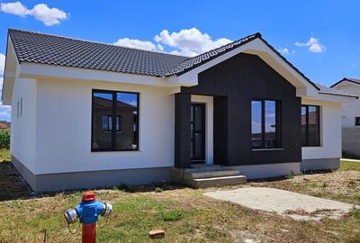 Casă cu 7 camere în Sântandrei