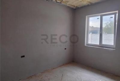 Casă cu 3 camere cu Teren 460 Mp în Cihei - 4