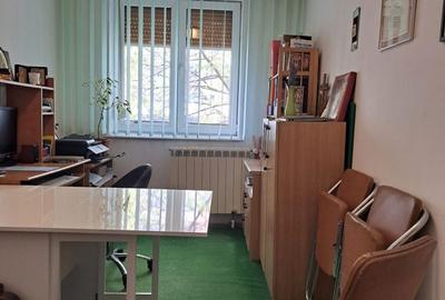 Apartament cu 3 camere semidecomandat în Micro 19 - 7