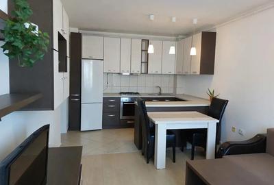 Vand apartament cu 2 camere, tip studio