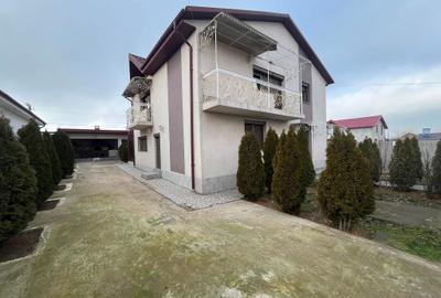 Casa P+E+MNS Sendreni, renovata, mobilata - 9