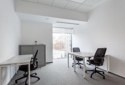 Spa?iu de birou frumos proiectat pentru 2 persoane in Spaces Unirii