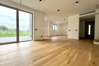 Duplex cu 5 camere cu Canalizare în Iancu Nicolae - 4