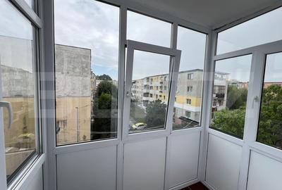 Apartament spatios cu 4 camere, 76 mp, complet mobilat si utilat, zona 9 Mai - 5