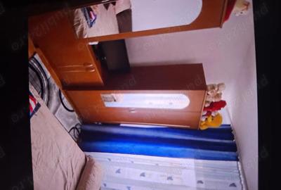 Apartament cu 3 camere decomandat în Ostroveni