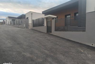 Casă cu 5 camere cu Teren 450 Mp în Apahida