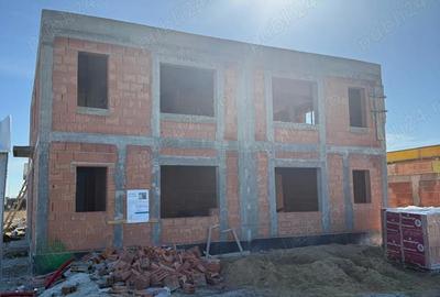 Casă cu 5 camere în Torontalului - 8