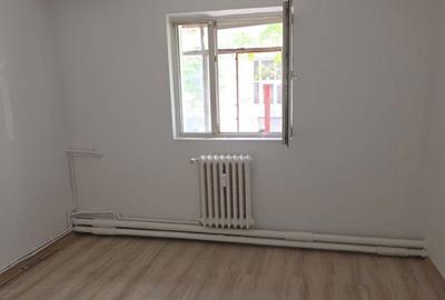 27.000€ Garsoniera 24mp, zona Nicolina 27.000€ Garsoniera 24mp, zona Nicolina - 1