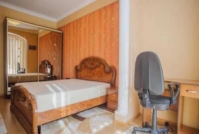 1 camera in zona Unirii - 3