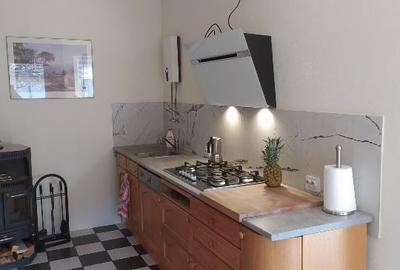 Casă individuală cu 3 camere cu Canalizare în Central - 7