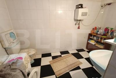Casă cu 5 camere cu Teren 2482 Mp în Central - 2