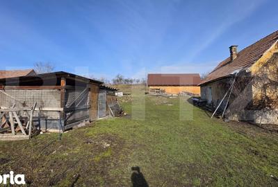 Casă cu 2 camere cu Teren 3800 Mp în Șieu - 1
