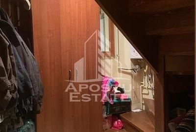 Penthouse cu 4 camere pe 2 nivele In Giroc langa scoala. - 9
