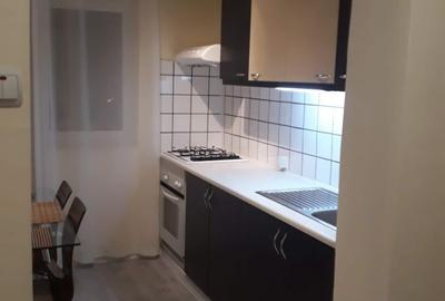 Apartament cu 2 camere decomandat în Central - 1