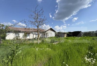 Teren intravilan, 1843 mp, front 32 ml, zona Sarbatoarea - 20