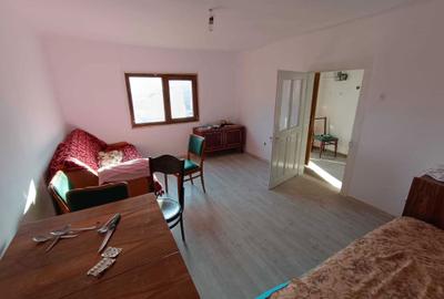 Casă cu 4 camere în Fințești - 7