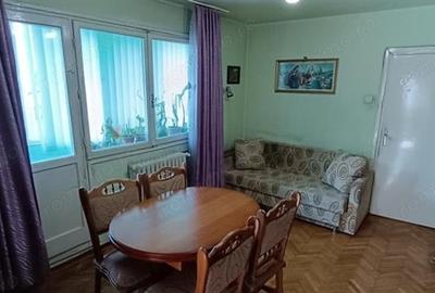 Apartament cu 2 camere semidecomandat în Circumvalațiunii