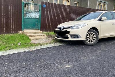 Casă cu Teren 1300 Mp în Făurei - 3