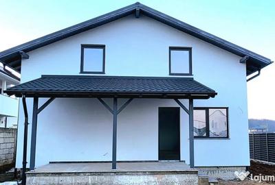 Casă cu 3 camere cu Teren 390 Mp în Păulești - 2