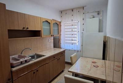 Garsonieră decomandată în 1 Mai - 5