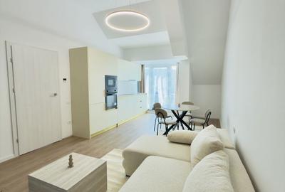 Apartament cu 3 camere decomandat în Tractorul - 8