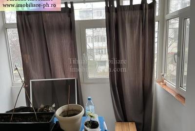 Apartament 3 camere de vanzare: Vest-(str.Persani),etajul 2 - 11