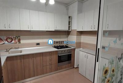 Apartament cu 3 camere decomandat în Central - 1