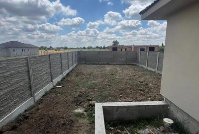 Casă cu 2 camere în Moșnița Nouă - 2