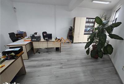 Spațiu comercial, de 530 mp, în Central - 5