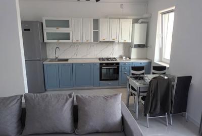 Apartament cu 3 camere semidecomandat în Central - 4