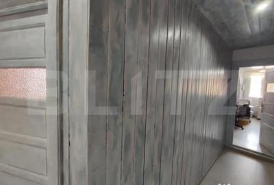 Spațiu comercial, de 150 mp, în Central - 3