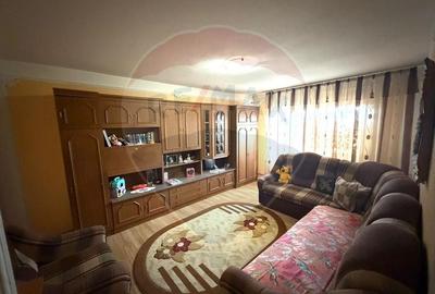 Apartament cu 2 camere decomandat în Central - 1