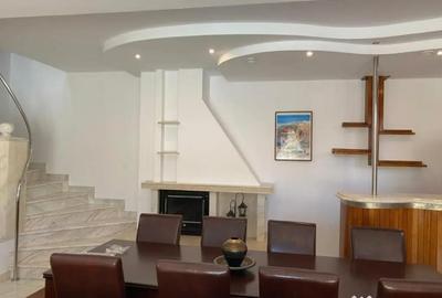 Casă cu 6 camere cu Teren 569 Mp în Băneasa