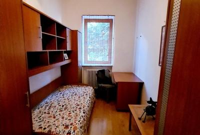 1 camera in apart. de 2 cam in vila, Cismigiu Berthelot, et 1/2, pt 1 studenta - 1