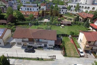 Duplex cu 4 camere cu Teren 205 Mp în Andrei Mureșanu - 2