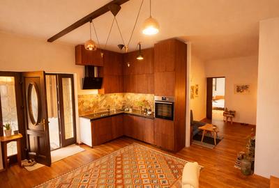 Casă cu 6 camere cu Teren 880 Mp în Ultracentral - 1