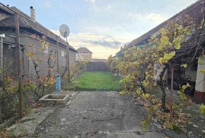 Casa de vanzare, loc. Cefa - 16