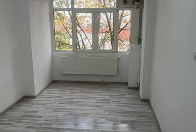 Apartament curat și îngrijit, zonă accesibilă - 1
