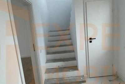 Casă individuală cu 3 camere cu Canalizare în Central - 12